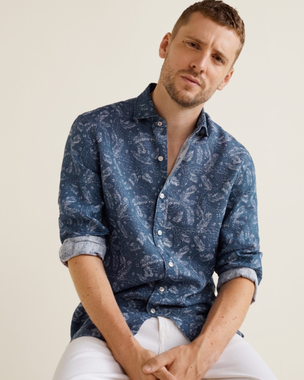 Slim-fit leaf-print linen shirt