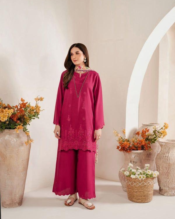 SAPPHIRE LAWN 3-PIECE EMBROIDERED CHIKENKARI